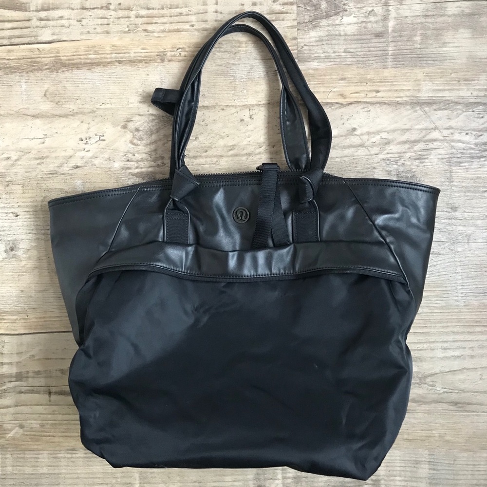 Lululemon On The Move Black Tote Bag